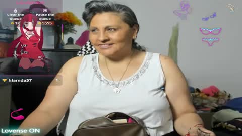 Snapshot of merlyna_goldens chatting on 05.07.26 My next birthday is December 11th. online show from 05.07.26