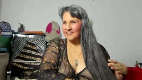 Snapshot of merlyna_goldens chatting on 06.23.26 My next birthday is December 11th. online show from 06.23.26