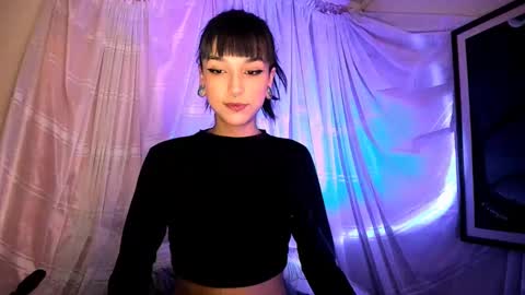 Snapshot of merlynn_ chatting on 02.12.25 Diane 3 online show from 02.12.25