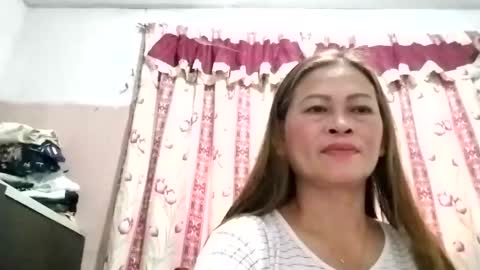 Snapshot of merry_ann123 chatting on 05.18.26 merry_ann123 online show from 05.18.26