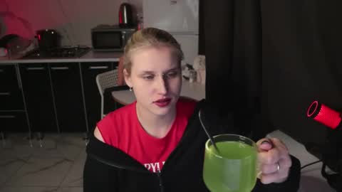 Snapshot of mertyxxx chatting on 02.21.26 Merty online show from 02.21.26