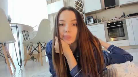 Snapshot of meryfoxxx chatting on 12.13.24 meryfoxxx online show from 12.13.24