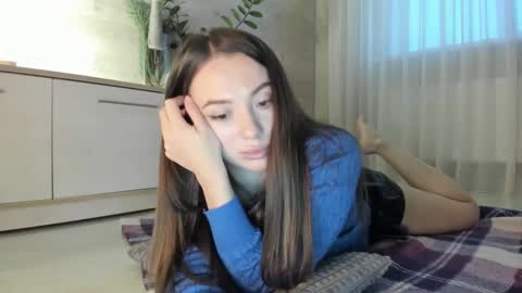 Snapshot of meryfoxxx chatting on 12.27.24 meryfoxxx online show from 12.27.24