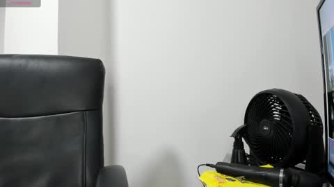 Snapshot of merysummer chatting on 02.25.25 Mery Summer online show from 02.25.25