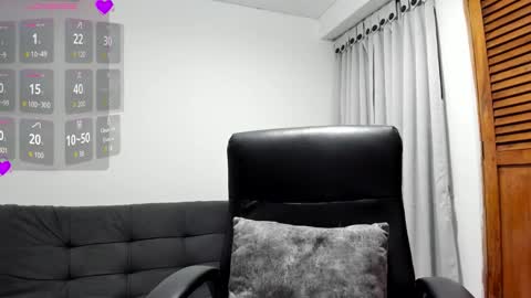 Snapshot of merysummer chatting on 11.27.25 Mery Summer online show from 11.27.25