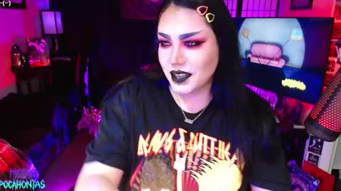 Snapshot of metalpocahotass chatting on 03.04.25 MetalPocahotass online show from 03.04.25