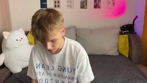 Arthur online show from 04.12.26