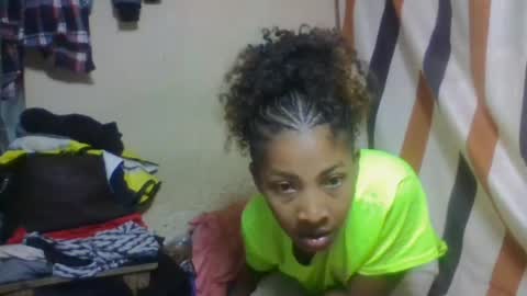 Snapshot of mevasoa chatting on 07.25.26 mevasoa online show from 07.25.26