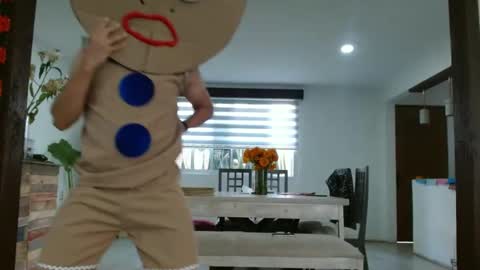 YisusMx online show from 10.30.25