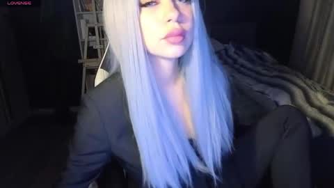 Snapshot of mezzalunaa chatting on 05.12.26 vollmond online show from 05.12.26