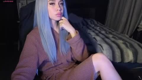 Snapshot of mezzalunaa chatting on 05.16.26 vollmond online show from 05.16.26
