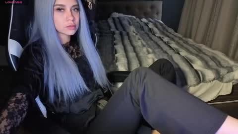Snapshot of mezzalunaa chatting on 06.03.26 vollmond online show from 06.03.26