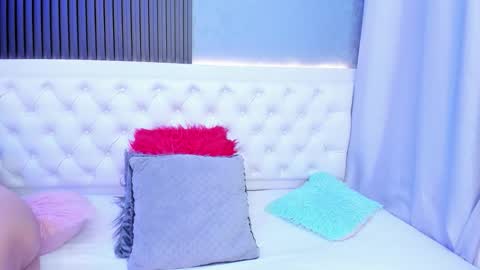 Snapshot of mhonikbelucci chatting on 02.08.26 MHONIK BELUCI online show from 02.08.26