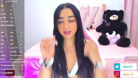 Snapshot of mia77_ chatting on 12.07.24 Mia online show from 12.07.24