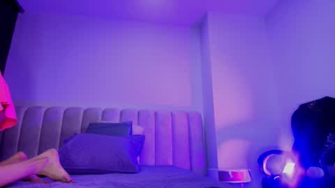 Emi online show from 11.11.25