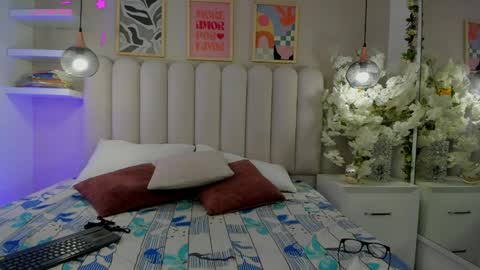 mia__bailey_ online show from 03.27.26