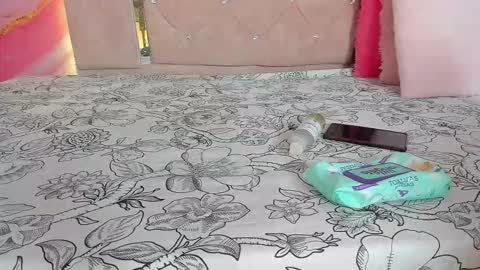 Snapshot of mia__blaze_ chatting on 02.11.26 mia__blaze_ online show from 02.11.26