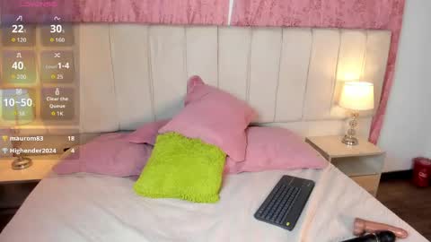 Snapshot of mia__gv chatting on 05.11.26 mia__gv online show from 05.11.26