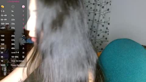 Snapshot of mia__lopez_ chatting on 12.13.24 Mia online show from 12.13.24