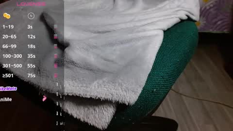 Snapshot of mia__lopez_ chatting on 02.11.25 Mia online show from 02.11.25