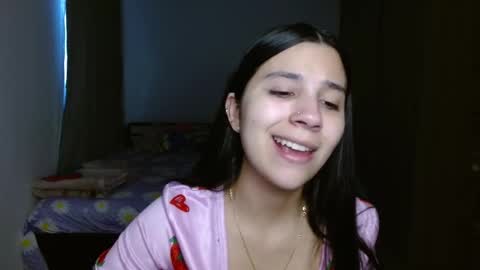 Snapshot of mia__lopez_ chatting on 09.15.25 Mia online show from 09.15.25
