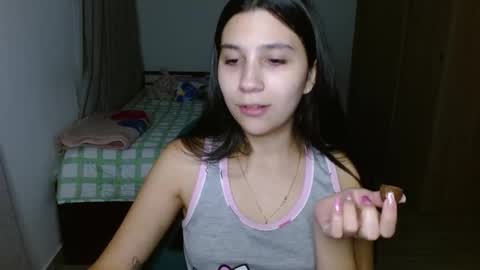Snapshot of mia__lopez_ chatting on 10.09.25 Mia online show from 10.09.25