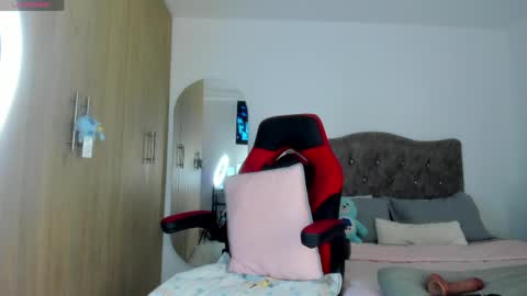 Snapshot of mia_adamsxxx chatting on 04.30.26 mia_adamsxxx online show from 04.30.26