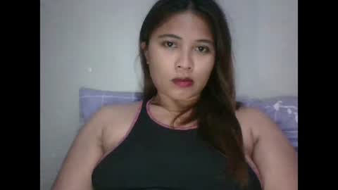 Snapshot of mia_bella04 chatting on 01.12.25 mia_bella04 online show from 01.12.25