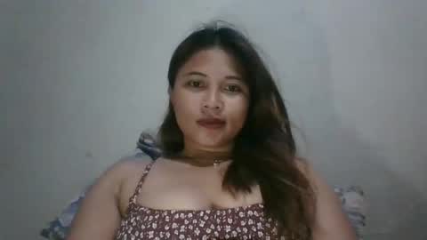 Snapshot of mia_bella04 chatting on 01.22.25 mia_bella04 online show from 01.22.25