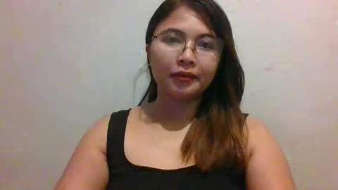 Snapshot of mia_bella04 chatting on 10.30.25 mia_bella04 online show from 10.30.25