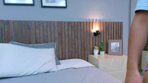 Mia Bellefort online show from 02.21.26