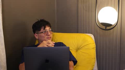 Belmont and Mia online show from 03.28.26