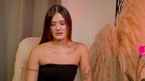 Mia Benett  online show from 03.16.26