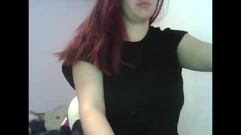 Snapshot of mia_berris chatting on 05.18.26 mia_berris online show from 05.18.26