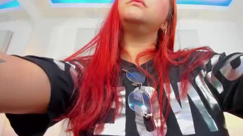 Snapshot of mia_blumm_ chatting on 06.15.26 Mia online show from 06.15.26