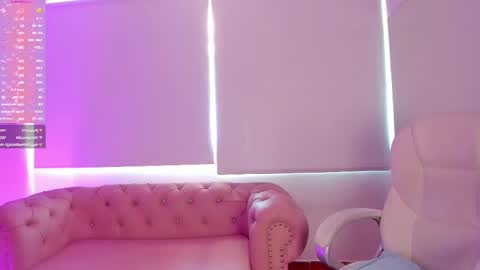 Snapshot of mia_bonneett chatting on 03.09.25   online show from 03.09.25