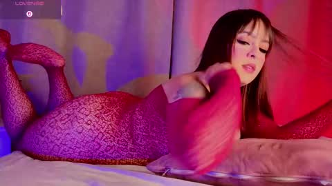 Snapshot of mia_bonneett chatting on 09.16.25   online show from 09.16.25