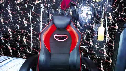 Snapshot of mia_boobs_19 chatting on 11.15.25 mia Independent model Thanks to everyone for your support online show from 11.15.25