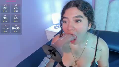 Snapshot of mia_cataleiya chatting on 09.26.25 mia online show from 09.26.25