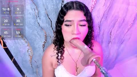 Snapshot of mia_cataleiya chatting on 10.15.25 mia online show from 10.15.25