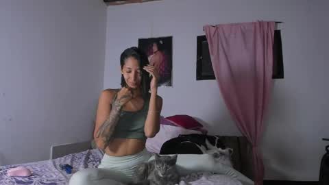 Snapshot of mia_crazysweet chatting on 04.24.26 Mia Sandoval online show from 04.24.26
