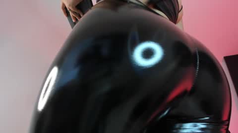 Mia online show from 12.23.24