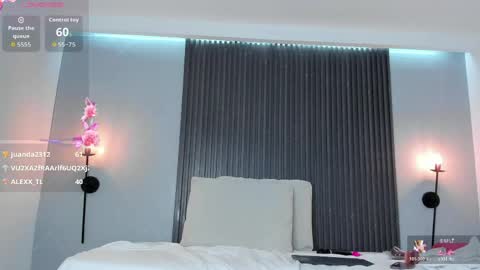 Snapshot of mia_dollce chatting on 04.25.26 Mia Dollce online show from 04.25.26