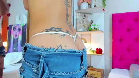 Mia Elieth online show from 02.20.26