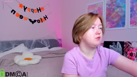 Mia online show from 10.29.25