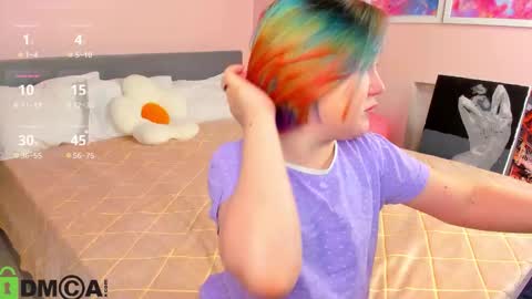 Mia online show from 12.18.25