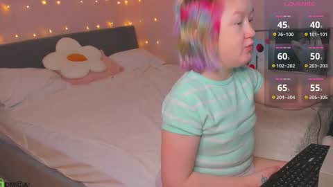 Snapshot of mia_ferd chatting on 02.03.26 Mia online show from 02.03.26