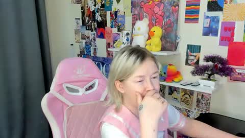 Mia online show from 07.02.26