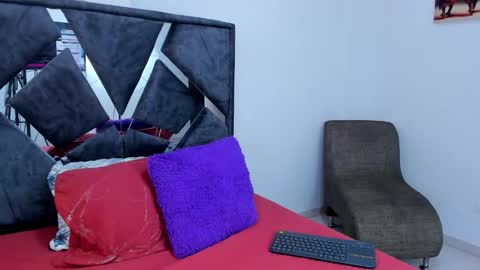 mia fox online show from 12.02.25