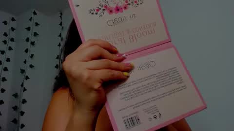 MIA online show from 09.18.25